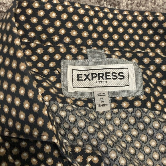Express Button Up - Picture 3 of 4